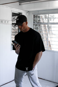 X. Oversized T-Shirt - Black